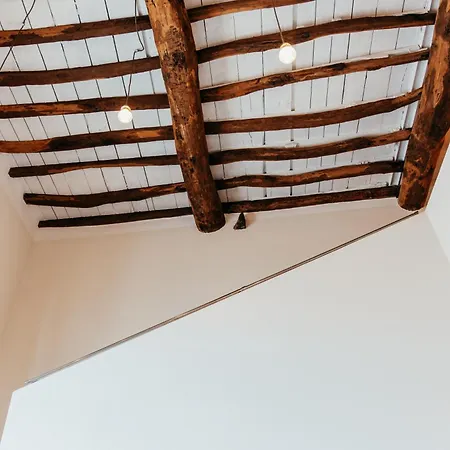 Alquadratorooms Guest house