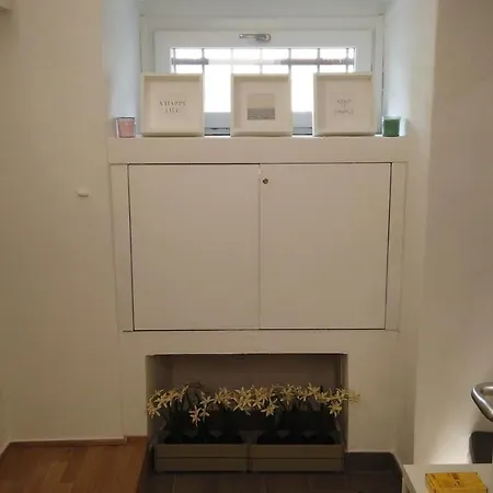 Alquadratorooms Guest house La Spezia