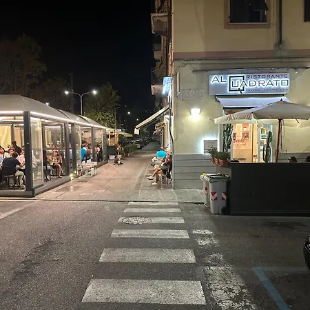 Alquadratorooms * La Spezia