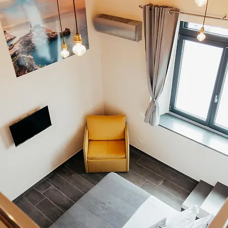 Guest house Alquadratorooms La Spezia