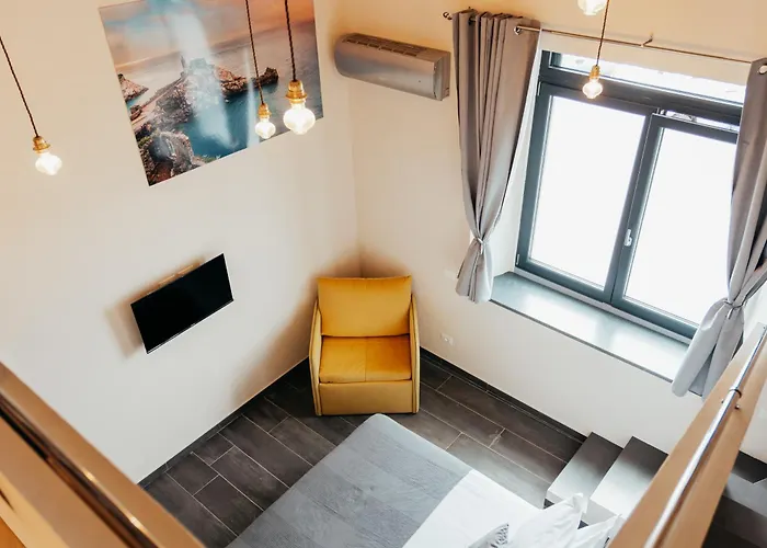 בית הארחה Alquadratorooms לה ספציה