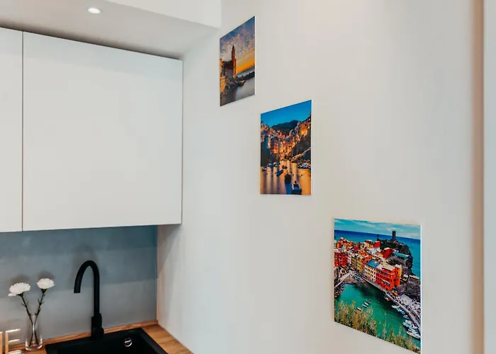 בית הארחה Alquadratorooms לה ספציה